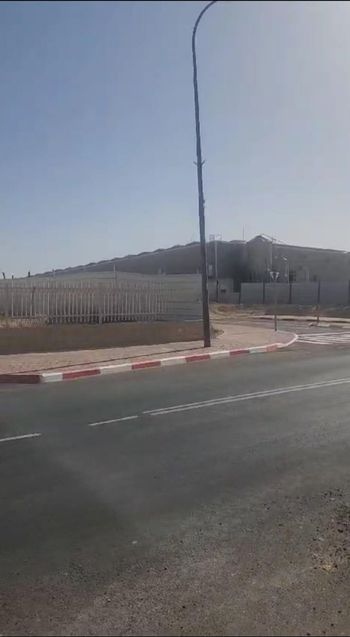 מגרש לתעשייה , לוגיסטיקה , אחסון ומיון